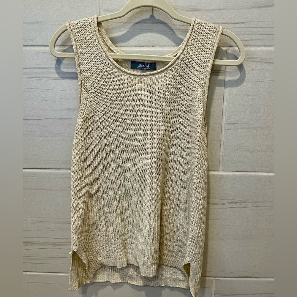 Women’s knit tank